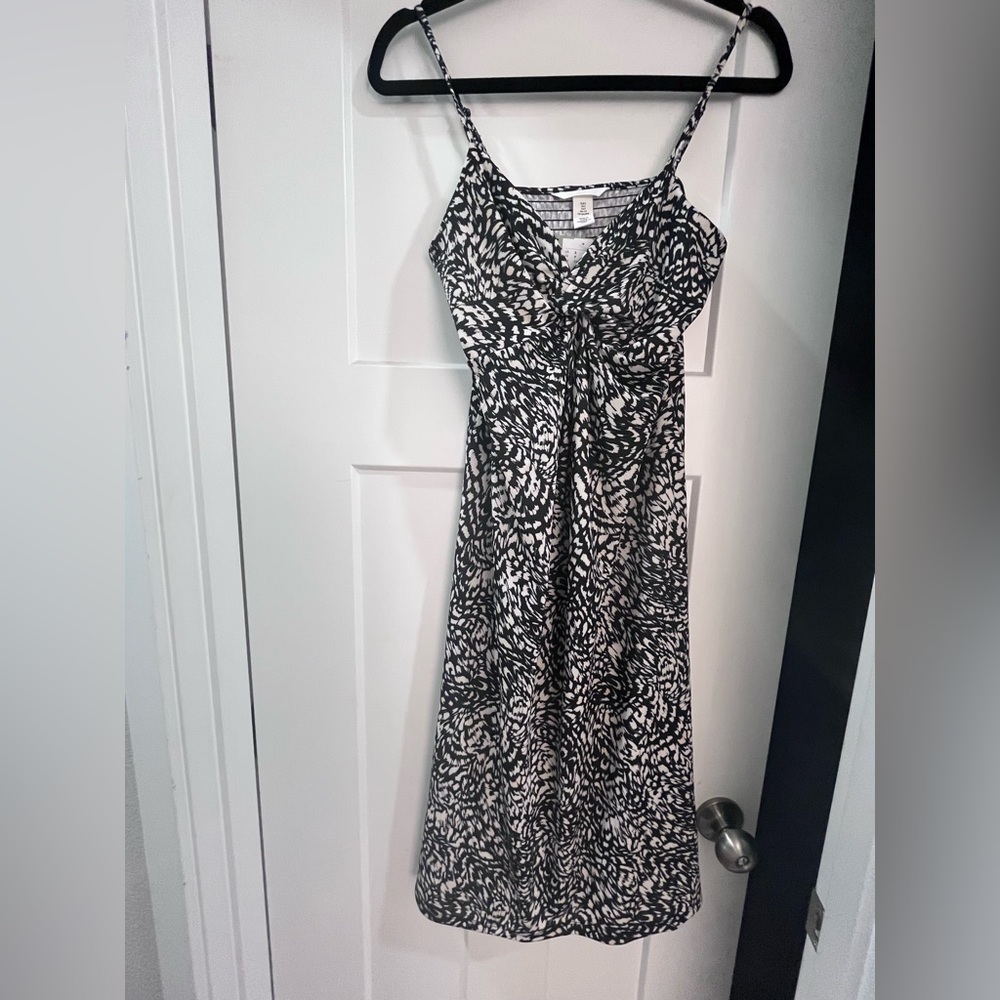 H&M Monochrome Abstract Maxi Dress
